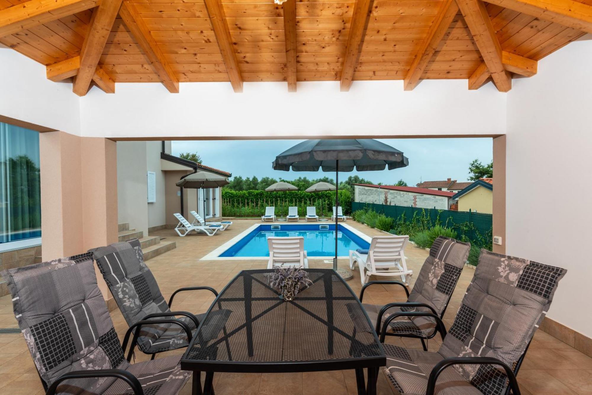 Villa Buroli With Pool, Sauna And Jacuzzi 外观 照片